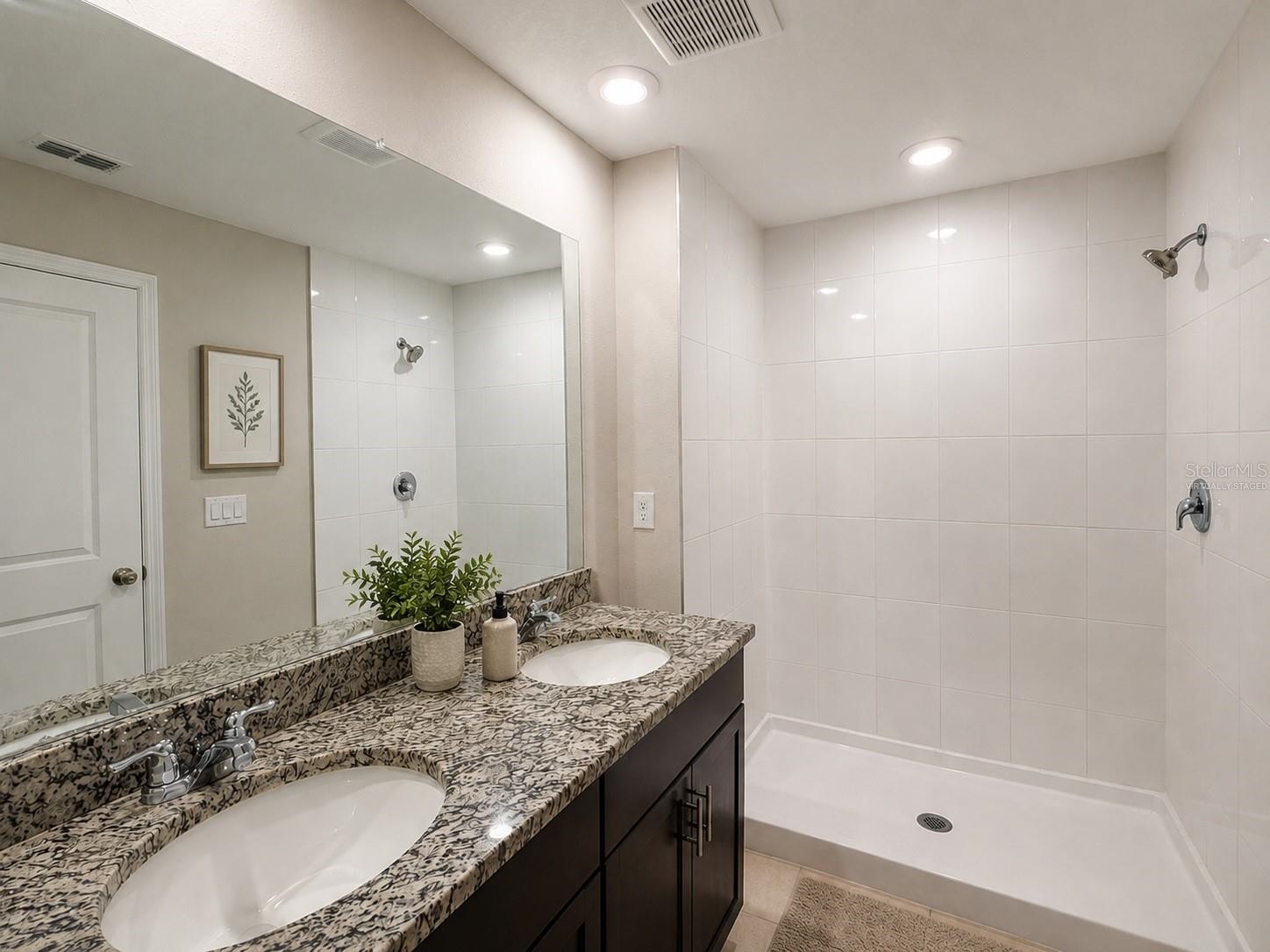 17048 CORAL KEY DR — photo 39