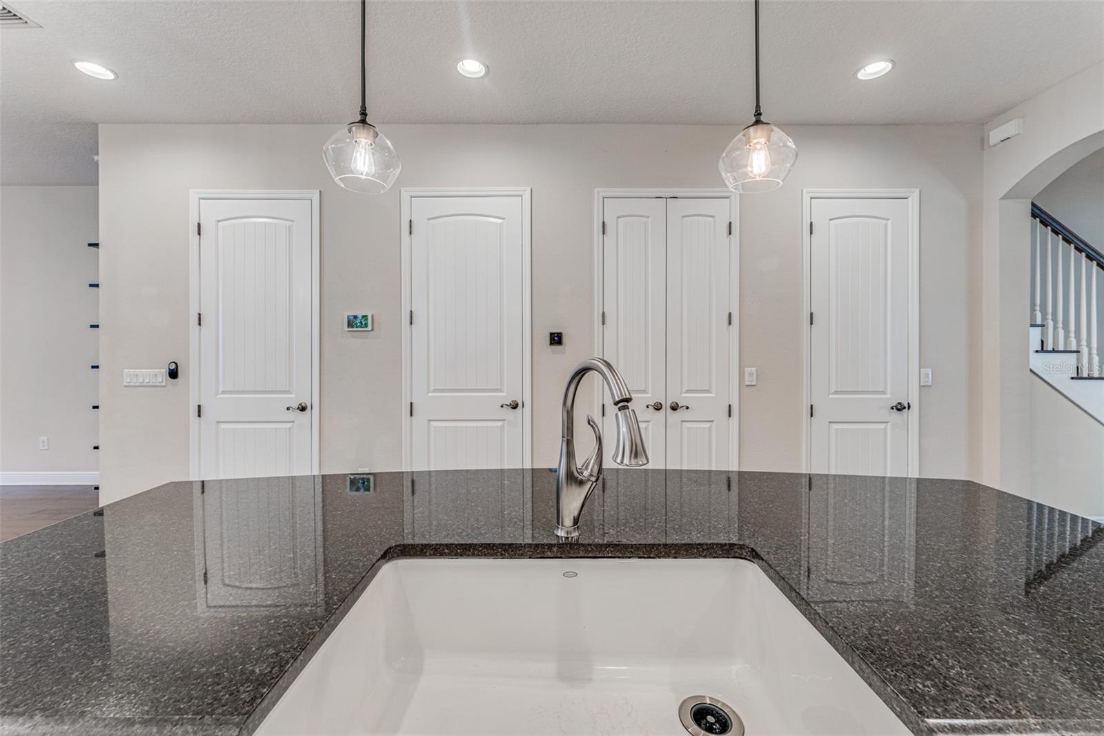 213 S WESTLAND AVE #2 — photo 16
