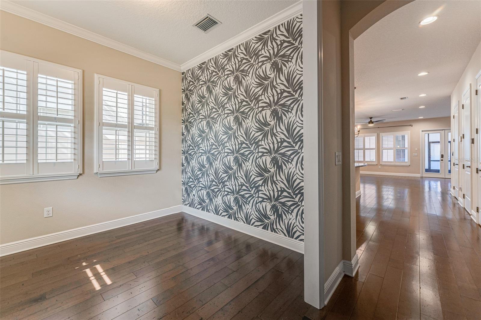 213 S WESTLAND AVE #2 — photo 9