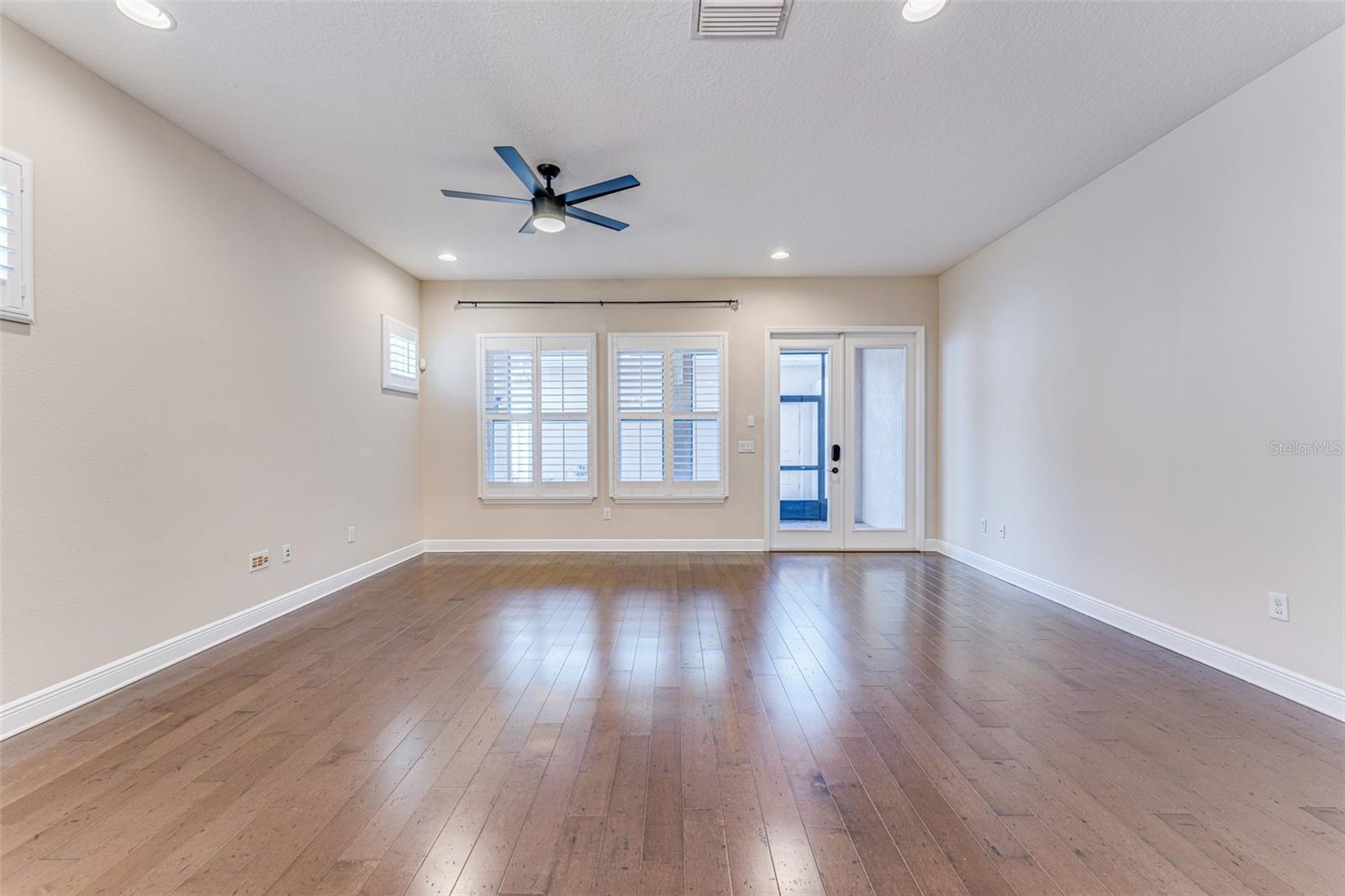 213 S WESTLAND AVE #2 — photo 20