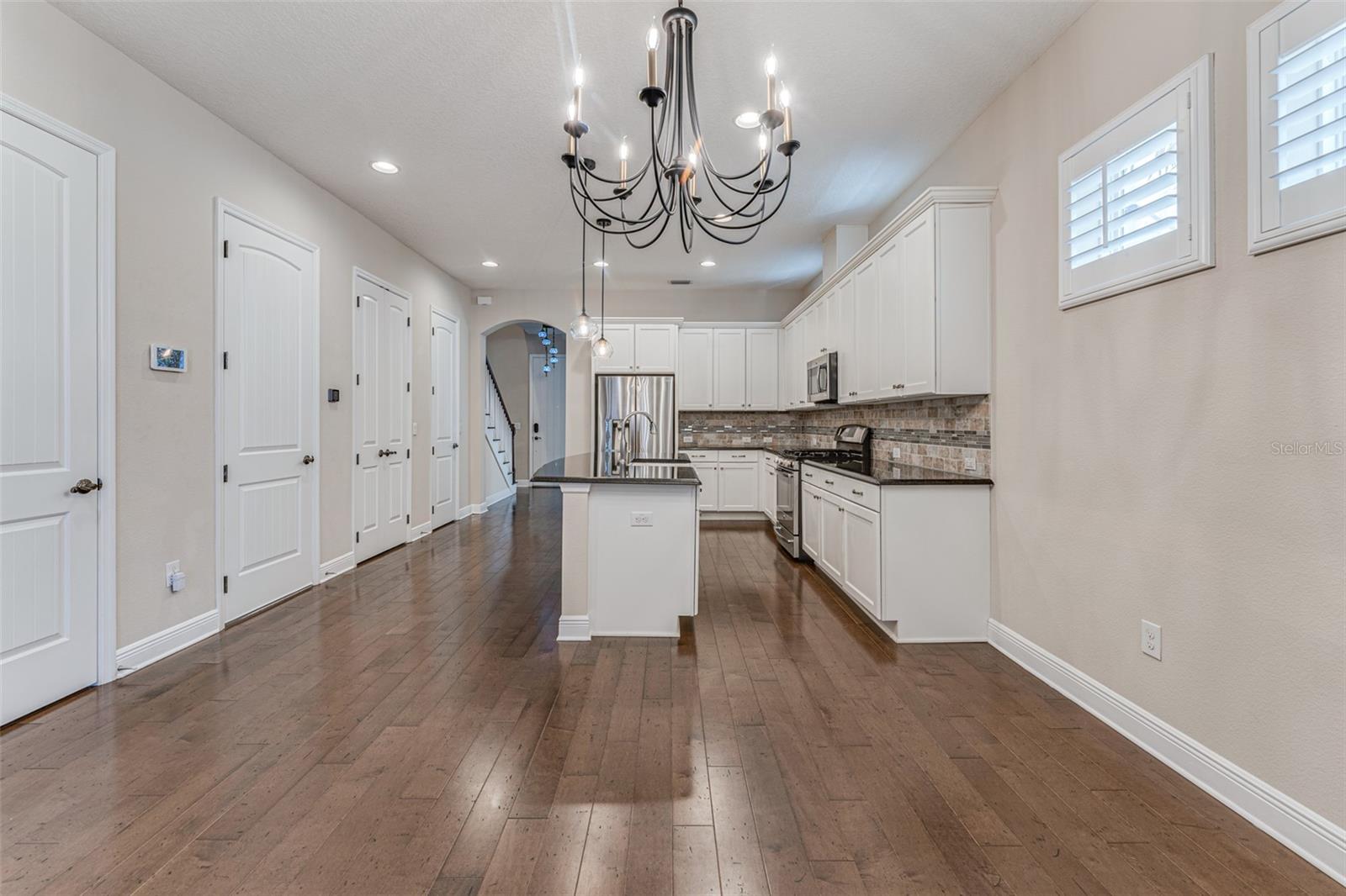 213 S WESTLAND AVE #2 — photo 17
