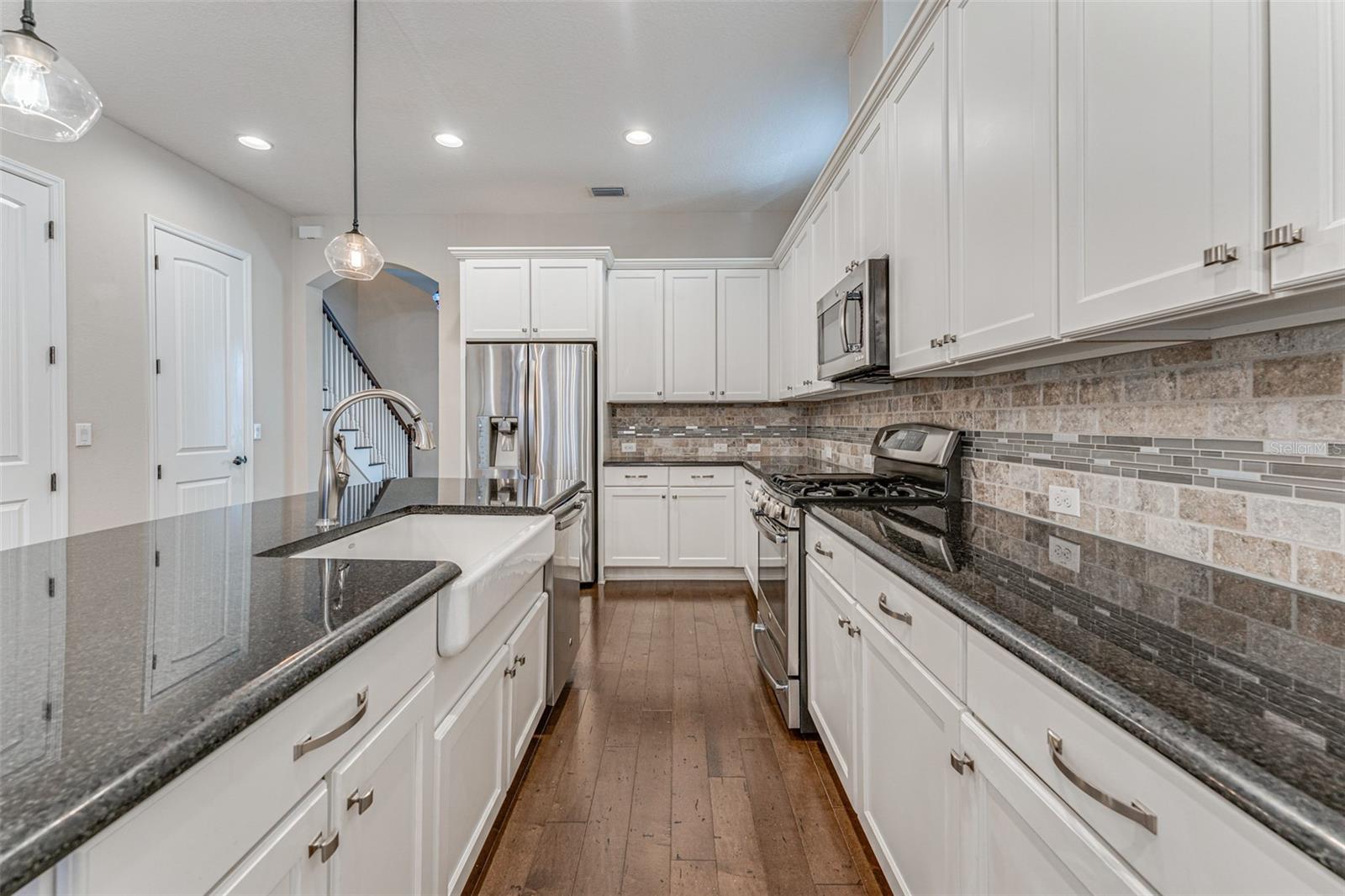 213 S WESTLAND AVE #2 — photo 13