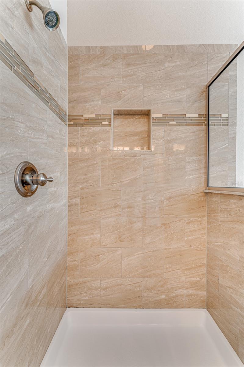 213 S WESTLAND AVE #2 — photo 37
