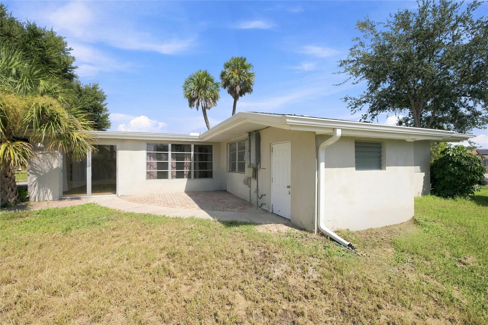 8381 FAY AVE — photo 33