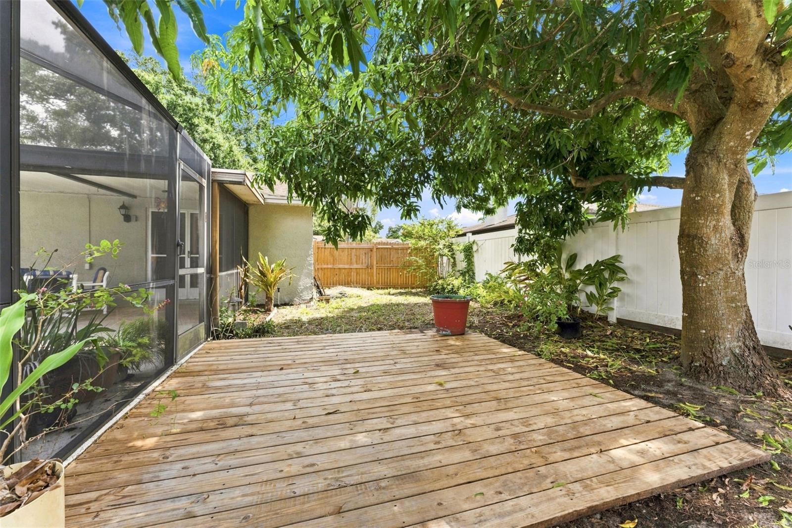2202 CITRUS HILL LN — photo 13