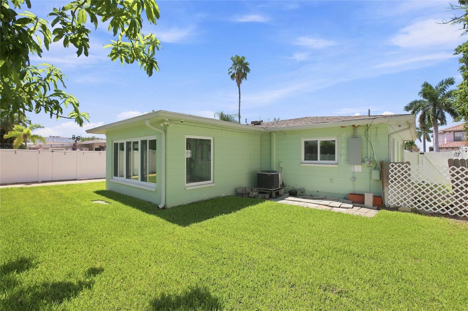 1424 COREY WAY S — photo 30