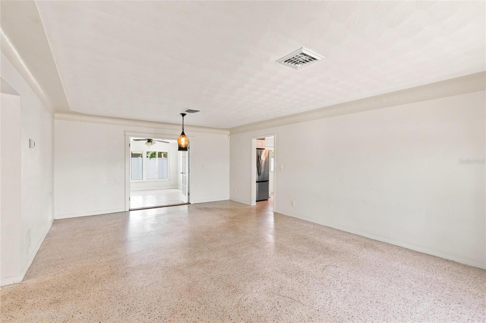 1424 COREY WAY S — photo 5