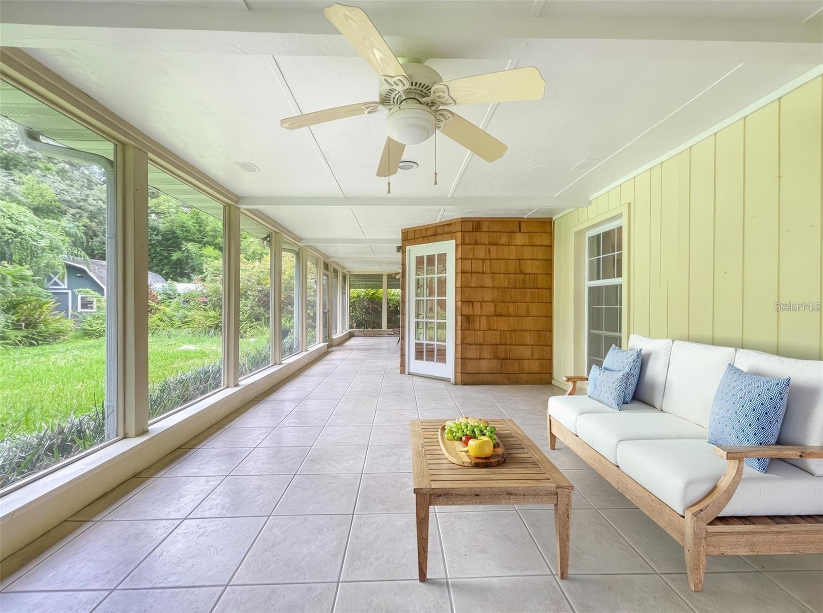 2102 W KYRA DR — photo 29
