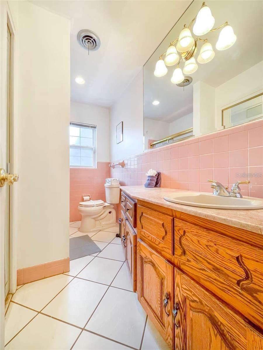 2102 W KYRA DR — photo 27