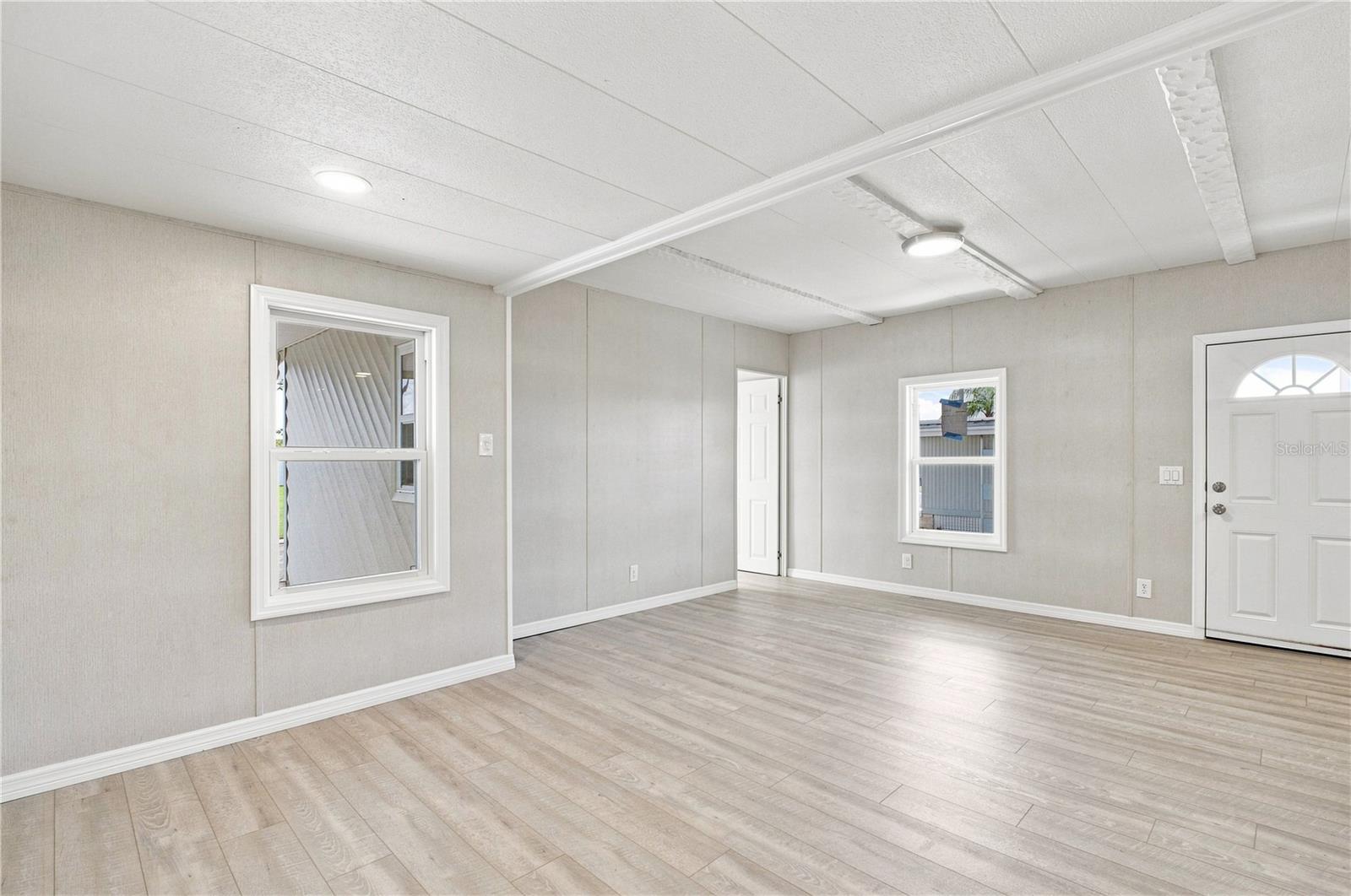 10929 TIOGA DR — photo 13