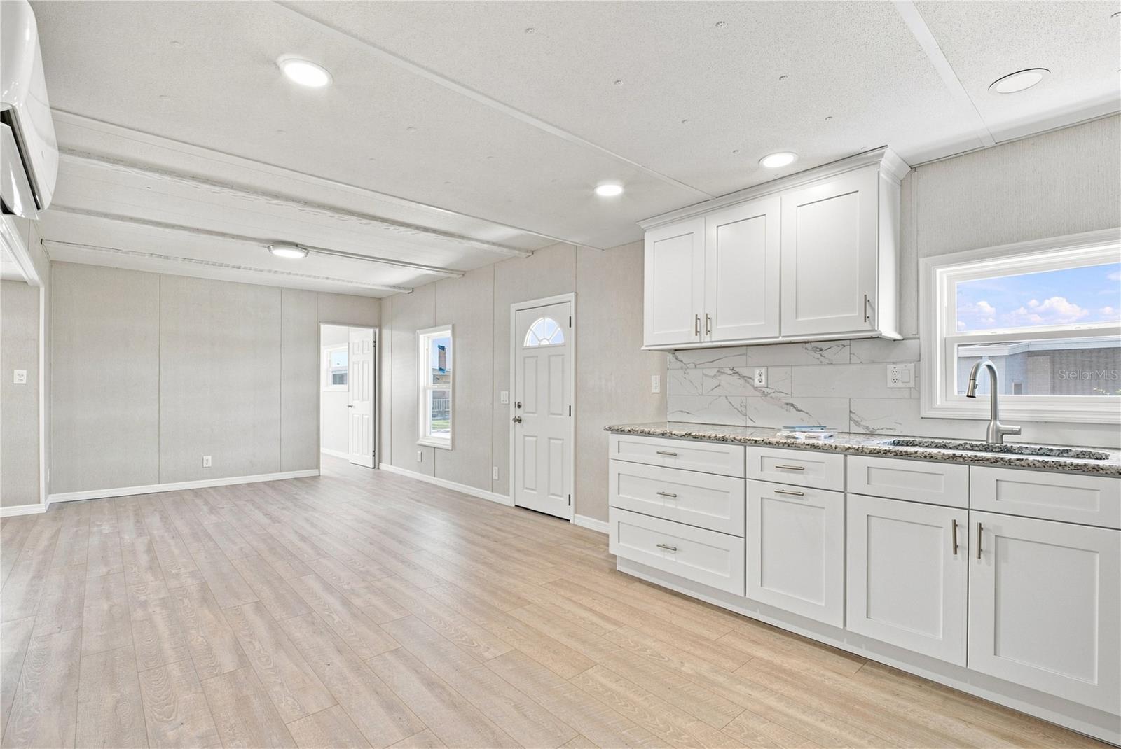 10929 TIOGA DR — photo 3