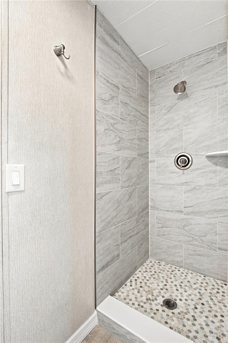 10929 TIOGA DR — photo 19