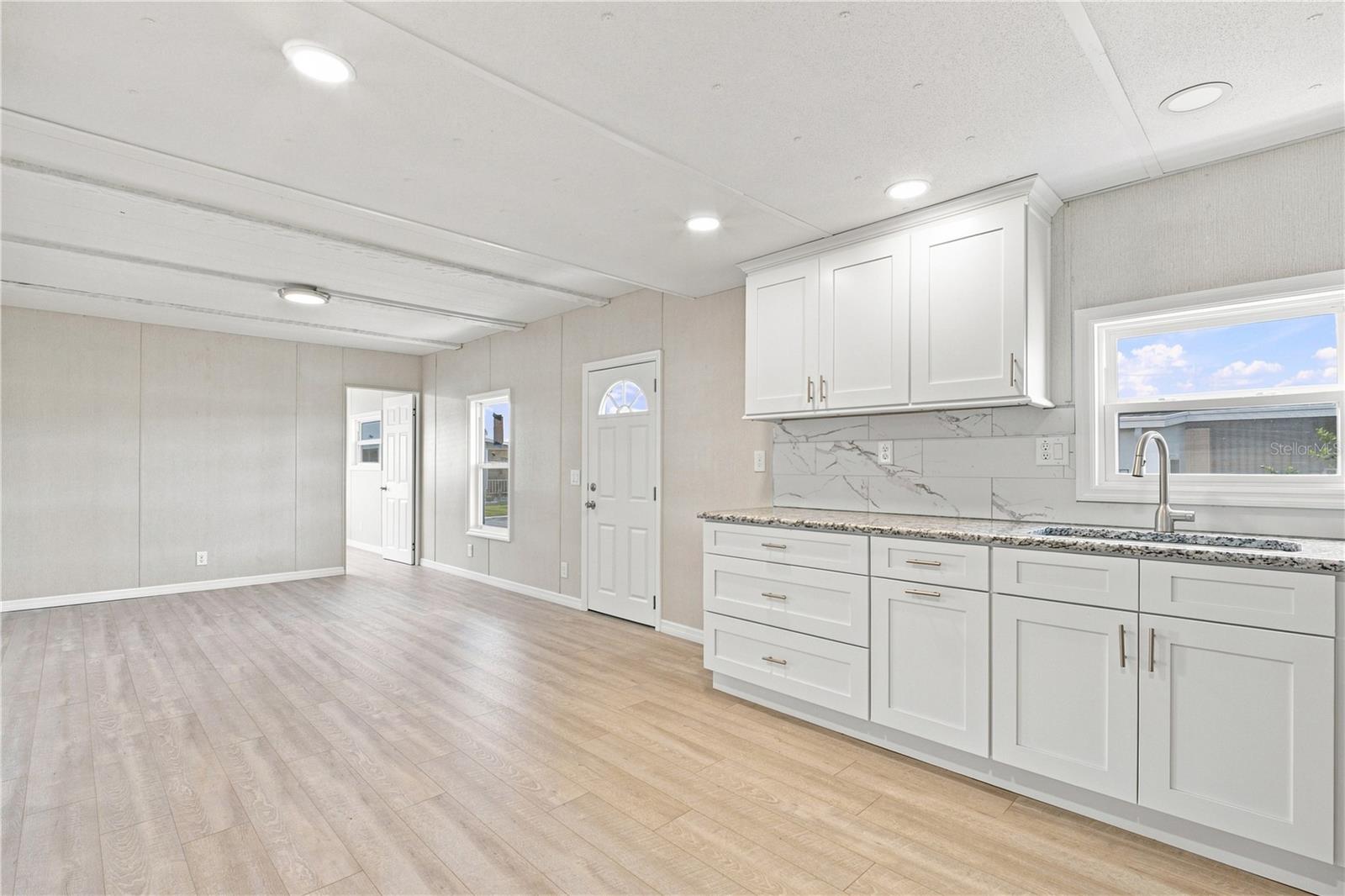10929 TIOGA DR — photo 4