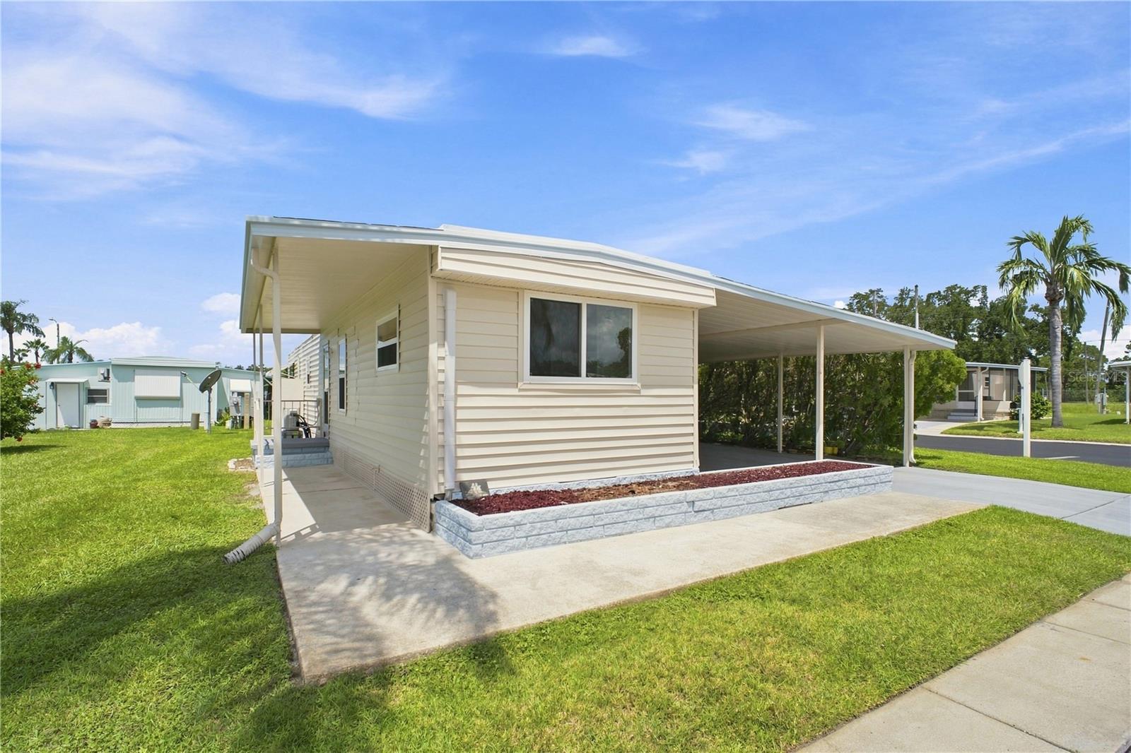 10929 TIOGA DR — photo 32