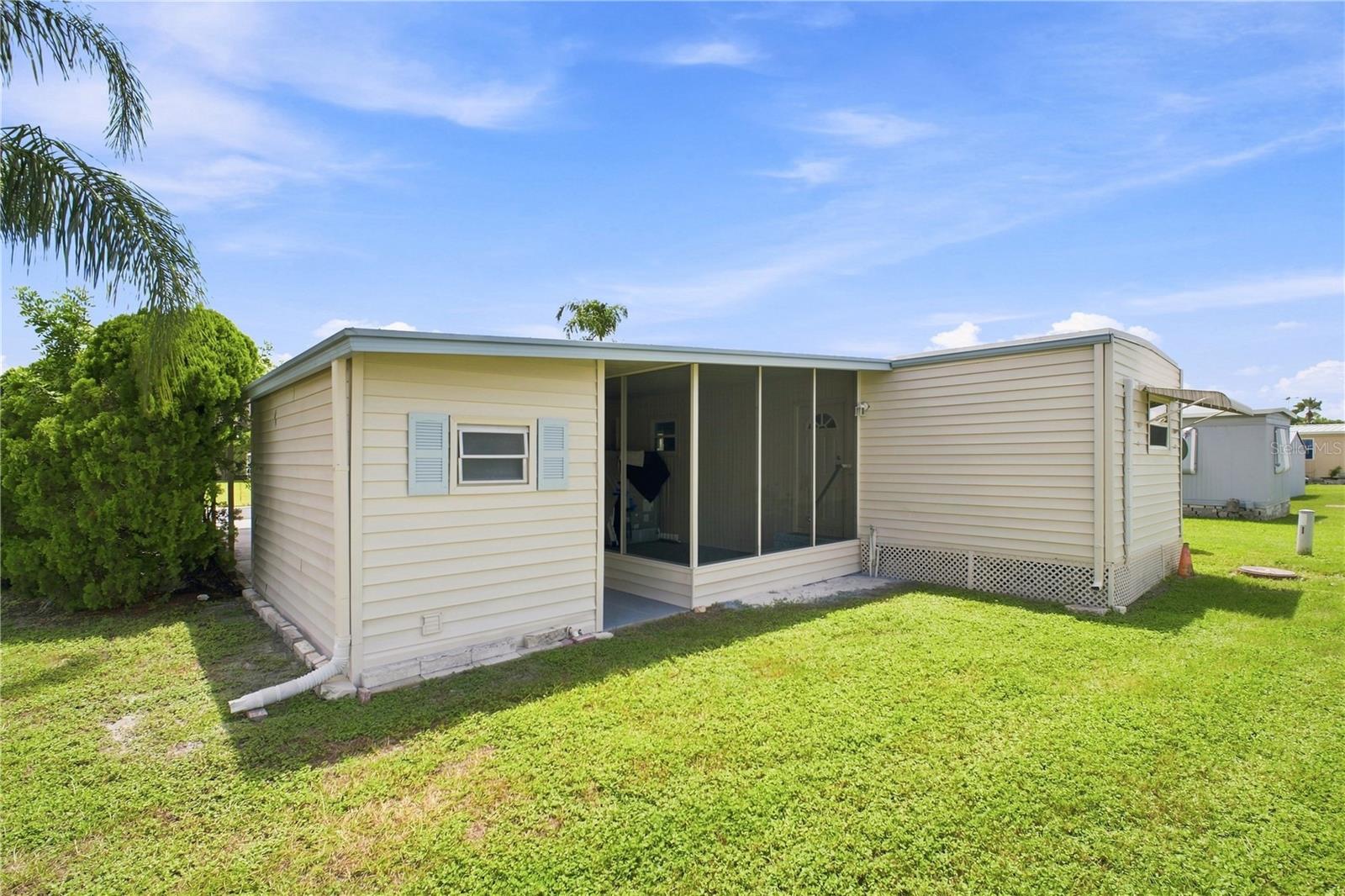 10929 TIOGA DR — photo 29