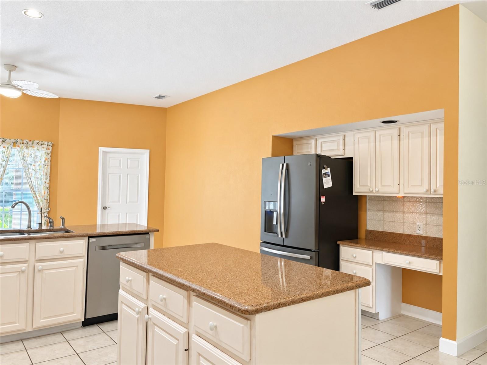 7116 PEBBLE BEACH LN — photo 10