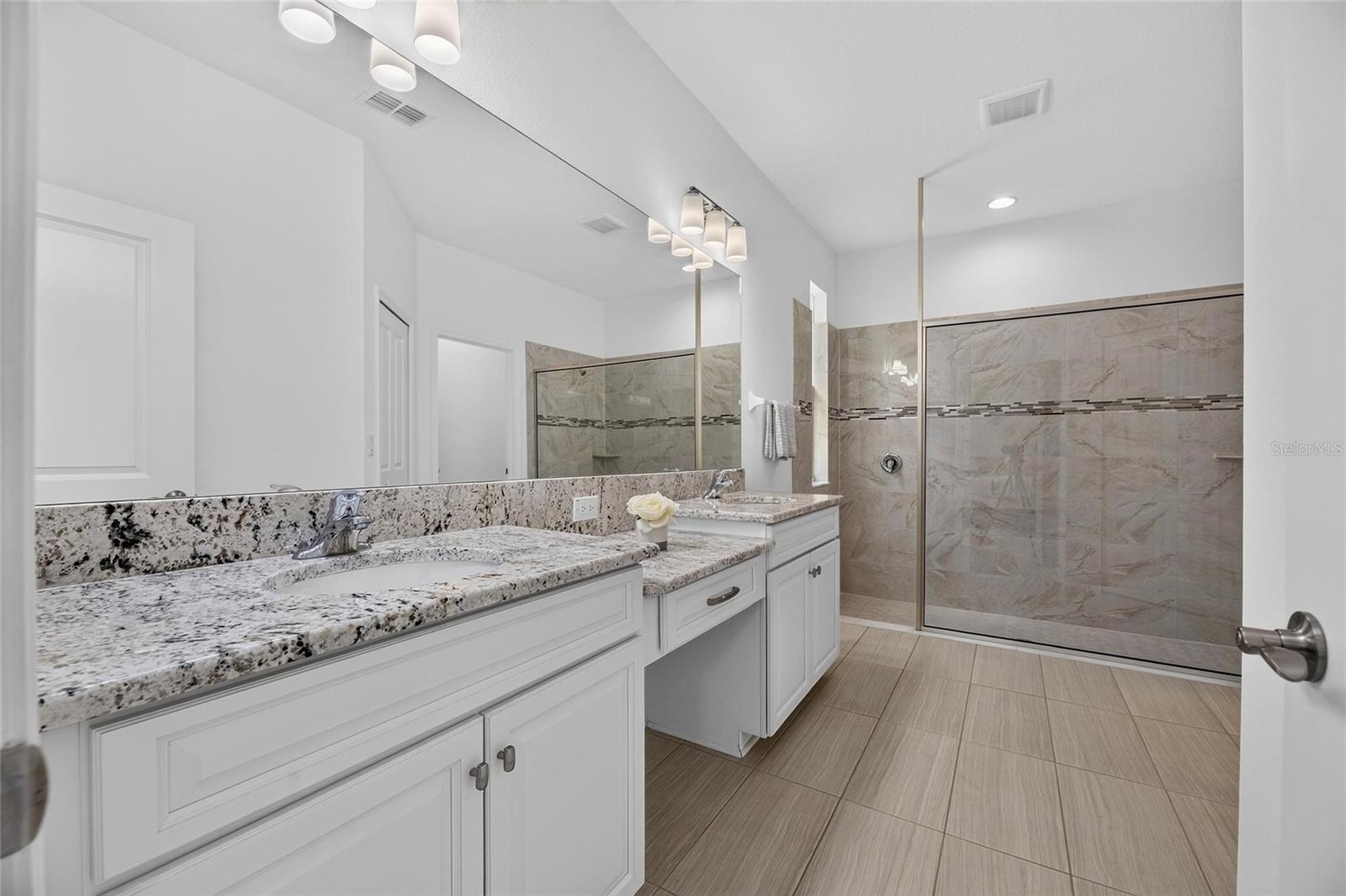 10845 SUNDRIFT DR — photo 28