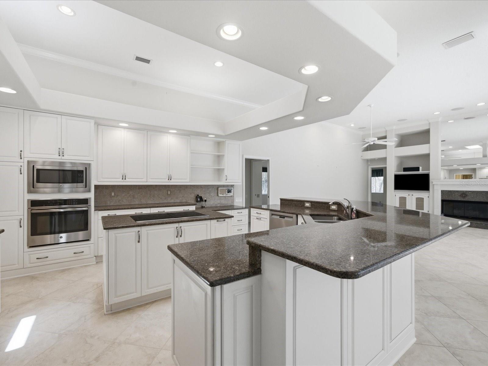 9802 MAKO CT — photo 15