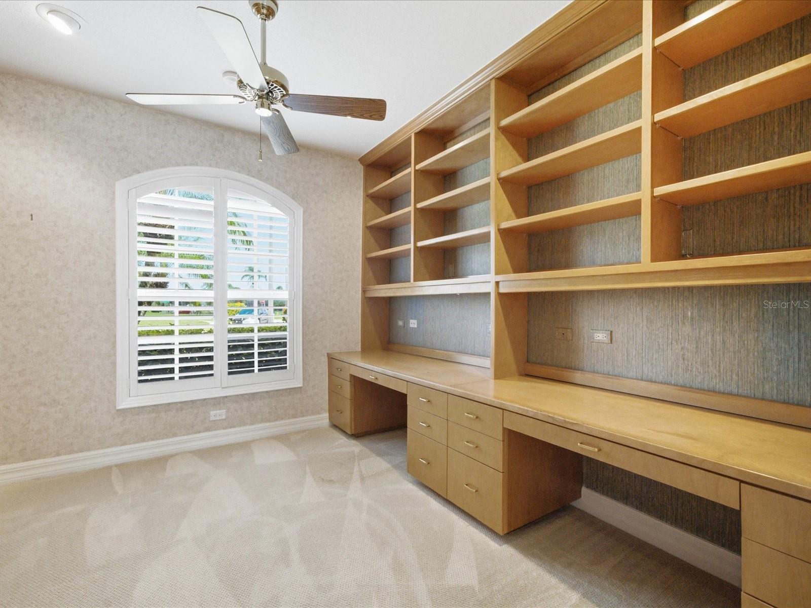 9802 MAKO CT — photo 32