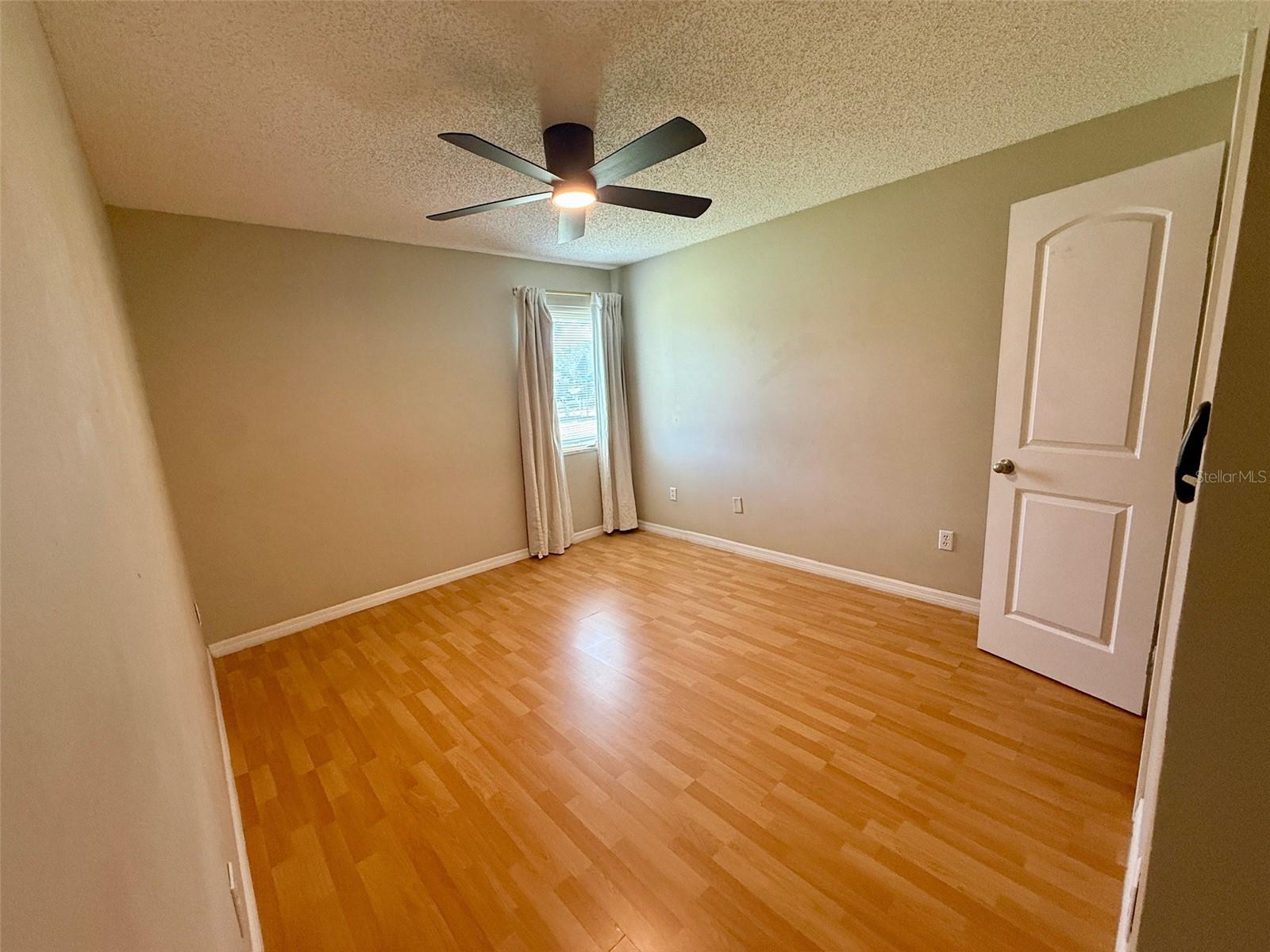 527 S LINCOLN AVE #A107 — photo 6