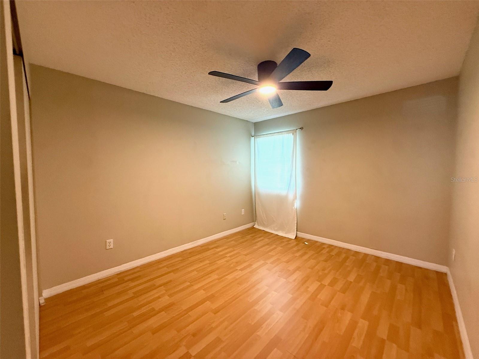 527 S LINCOLN AVE #A107 — photo 10