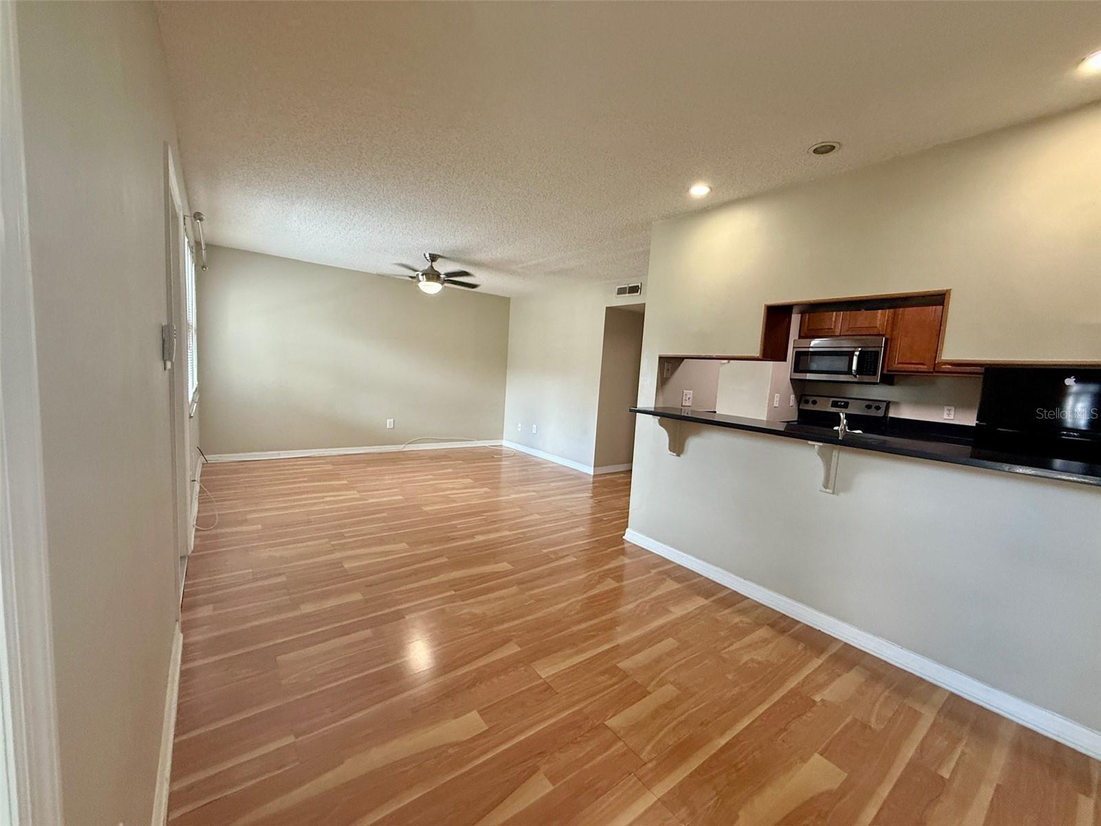 527 S LINCOLN AVE #A107 — photo 3
