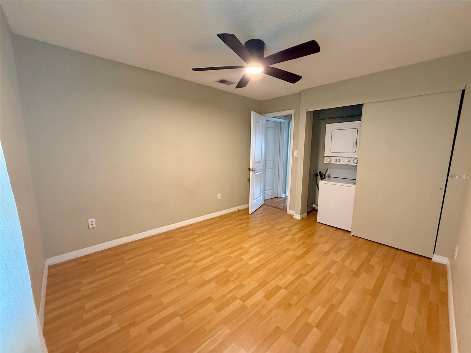 527 S LINCOLN AVE #A107 — photo 9