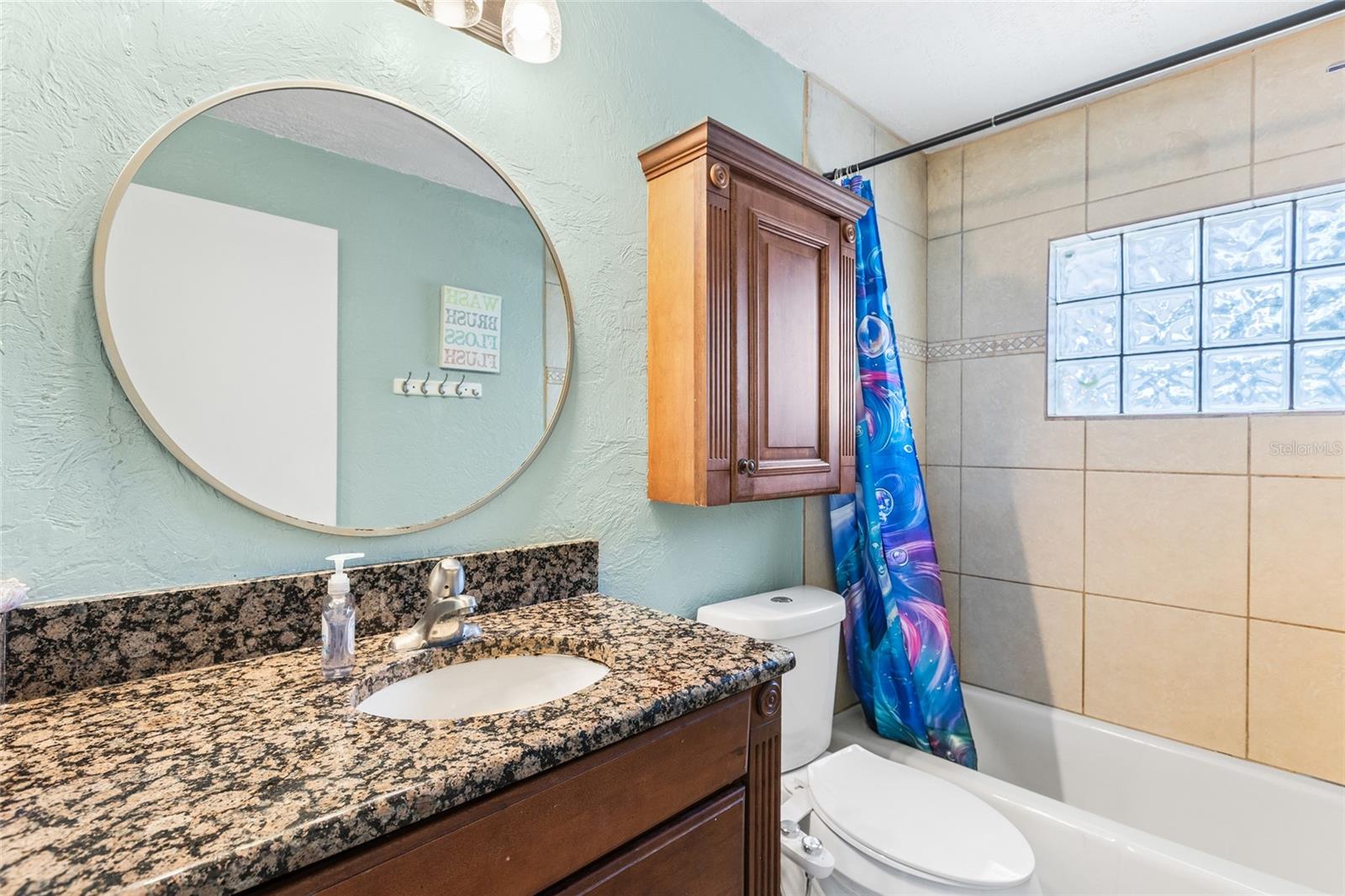 415 MAPLEWOOD CIR — photo 25