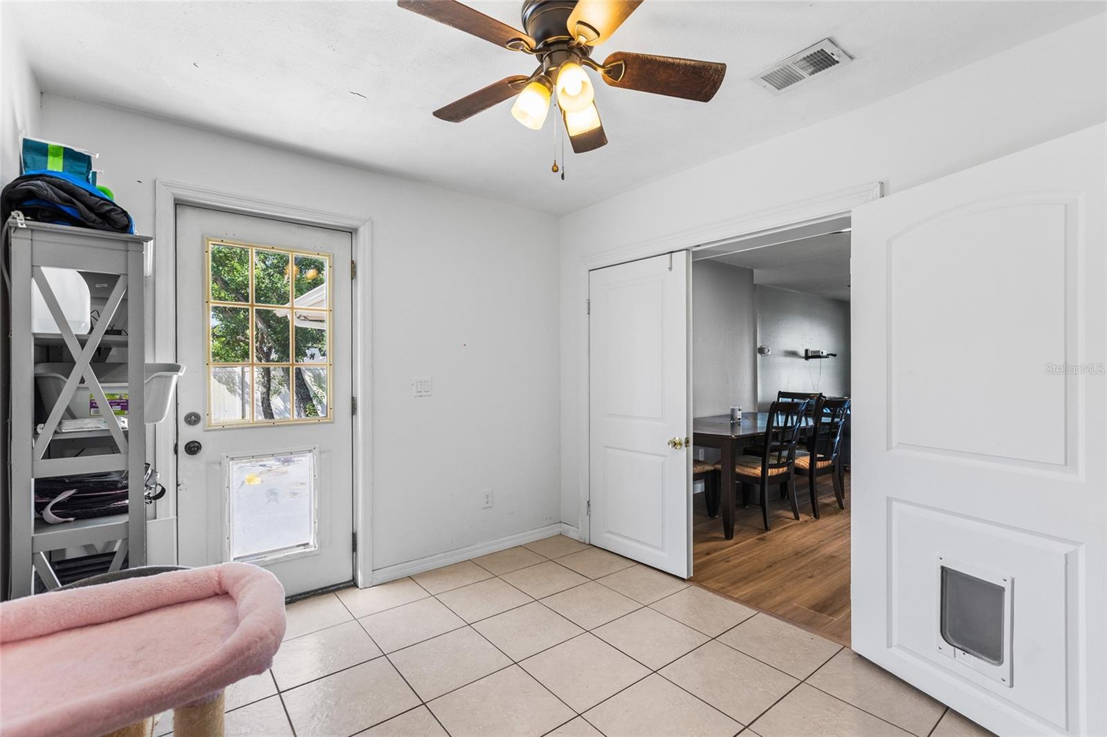 415 MAPLEWOOD CIR — photo 22