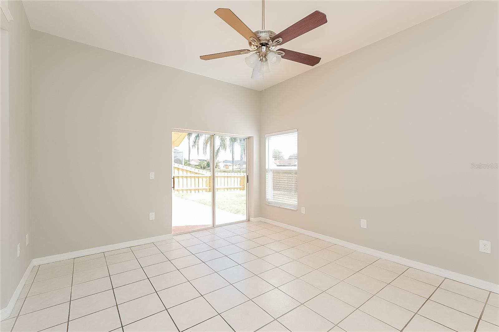 1723 WESTERLY DR — photo 8