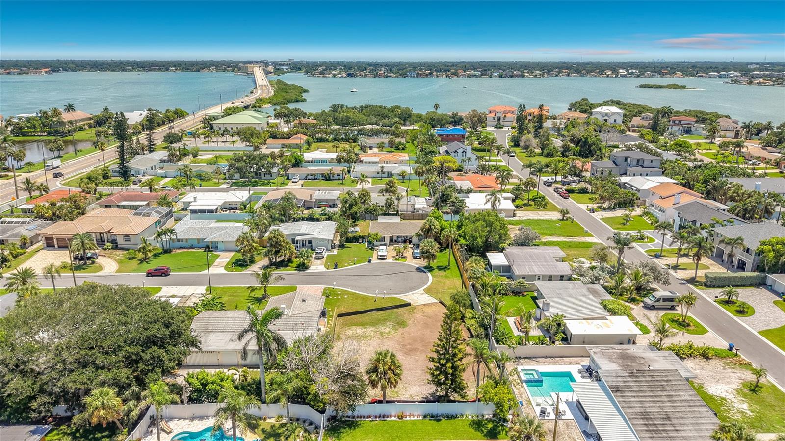 920 PALM DR — photo 8