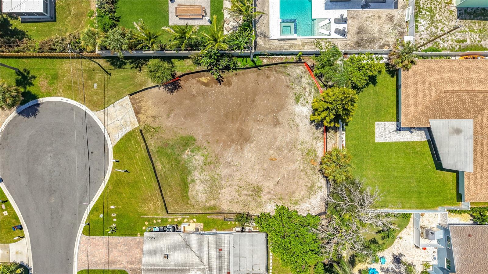 920 PALM DR — photo 3