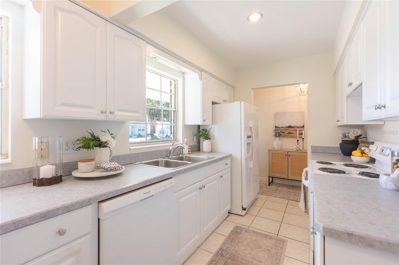 4524 PICADILLY ST — photo 7