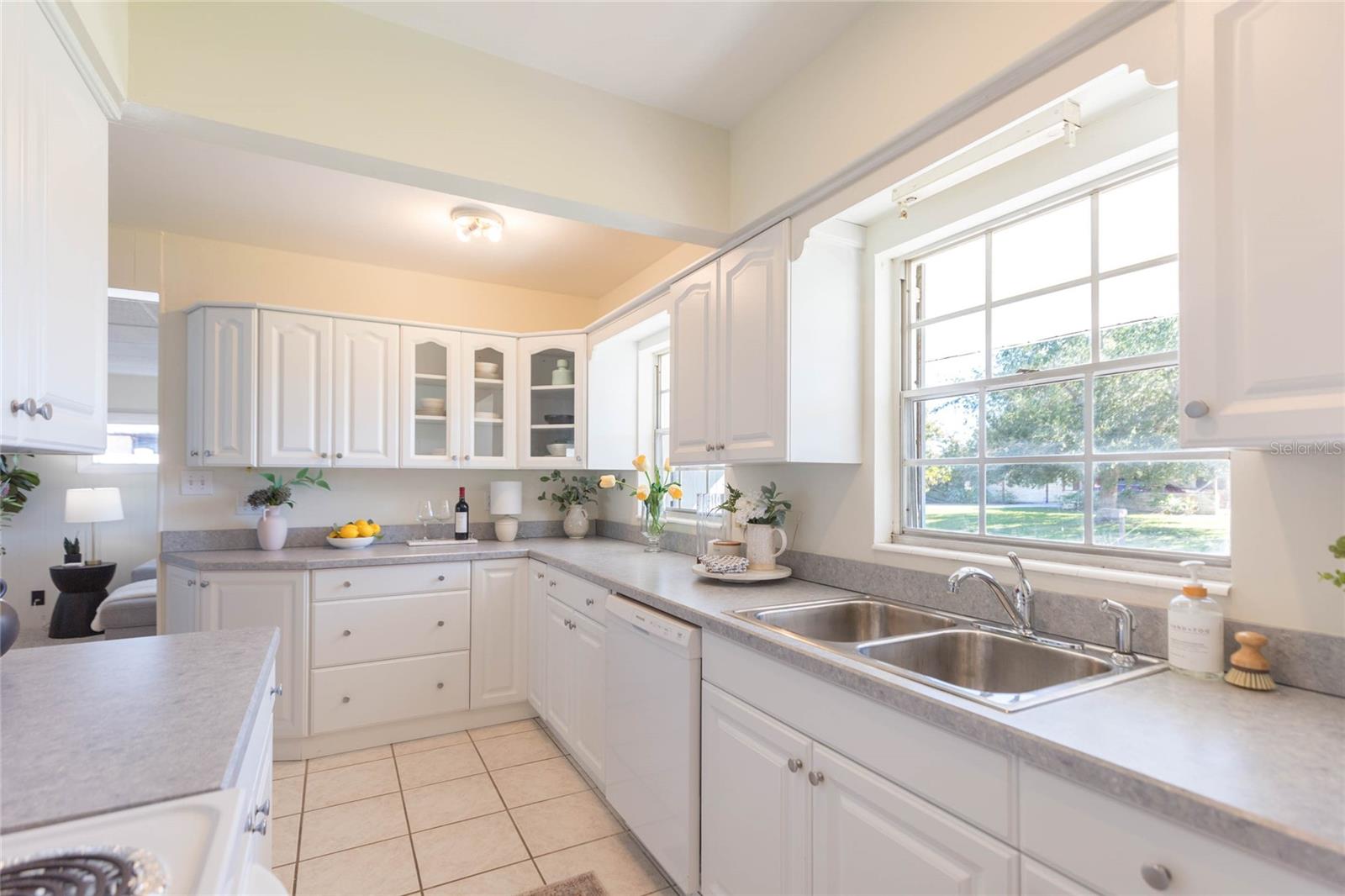 4524 PICADILLY ST — photo 9
