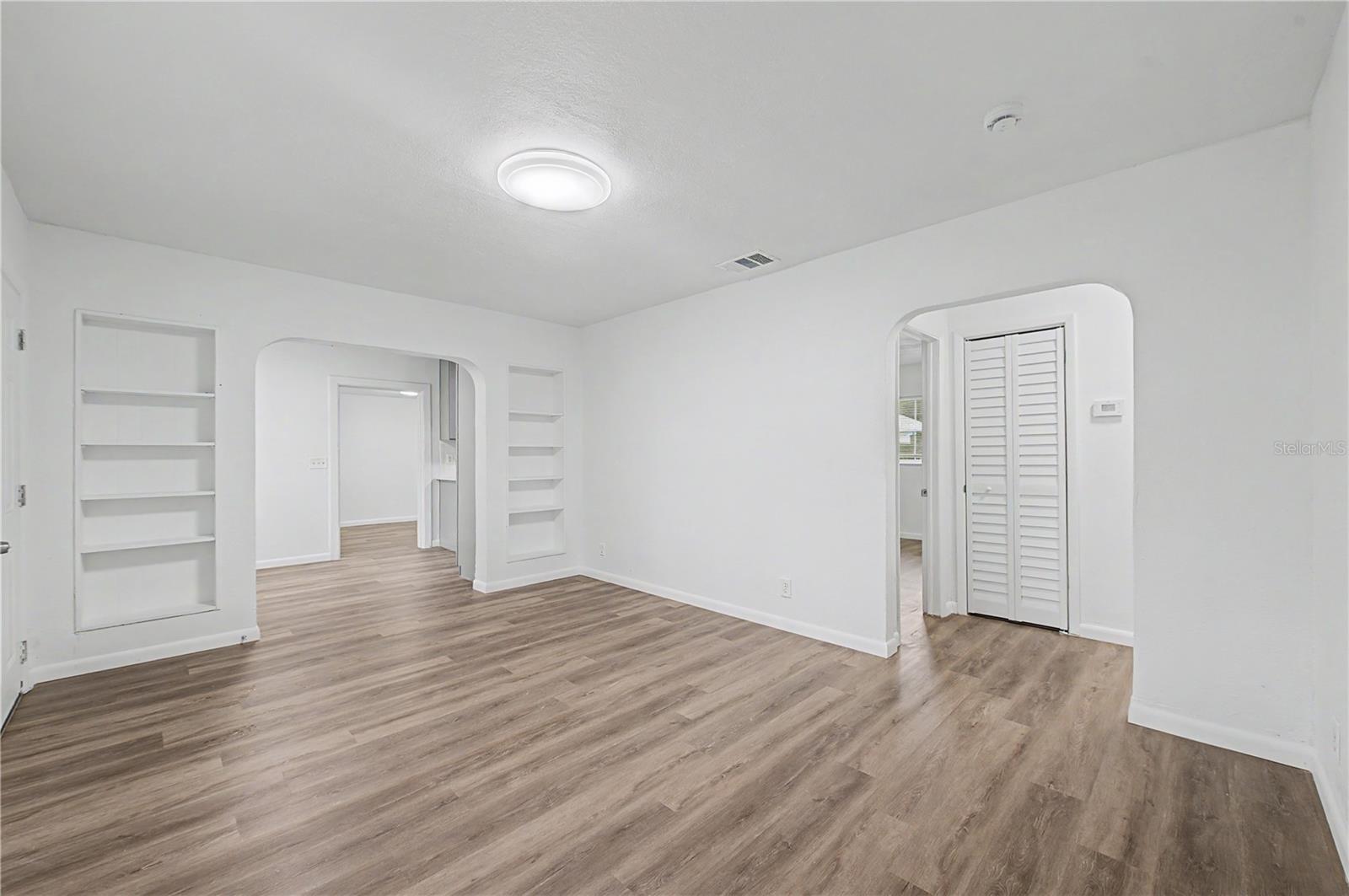 810 E 120TH AVE — photo 19