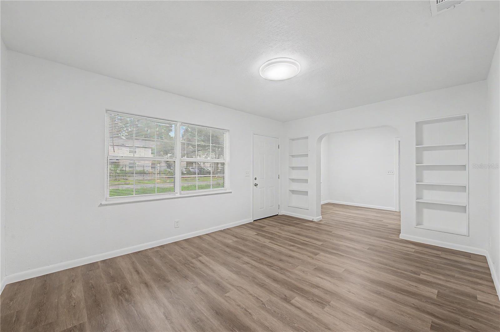 810 E 120TH AVE — photo 18