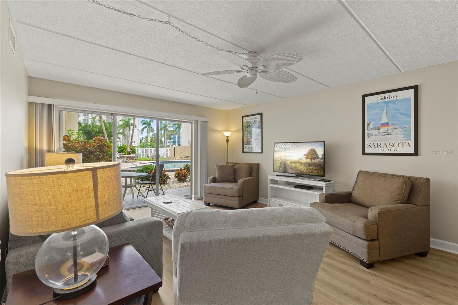 845 BENJAMIN FRANKLIN DR #101 — photo 8