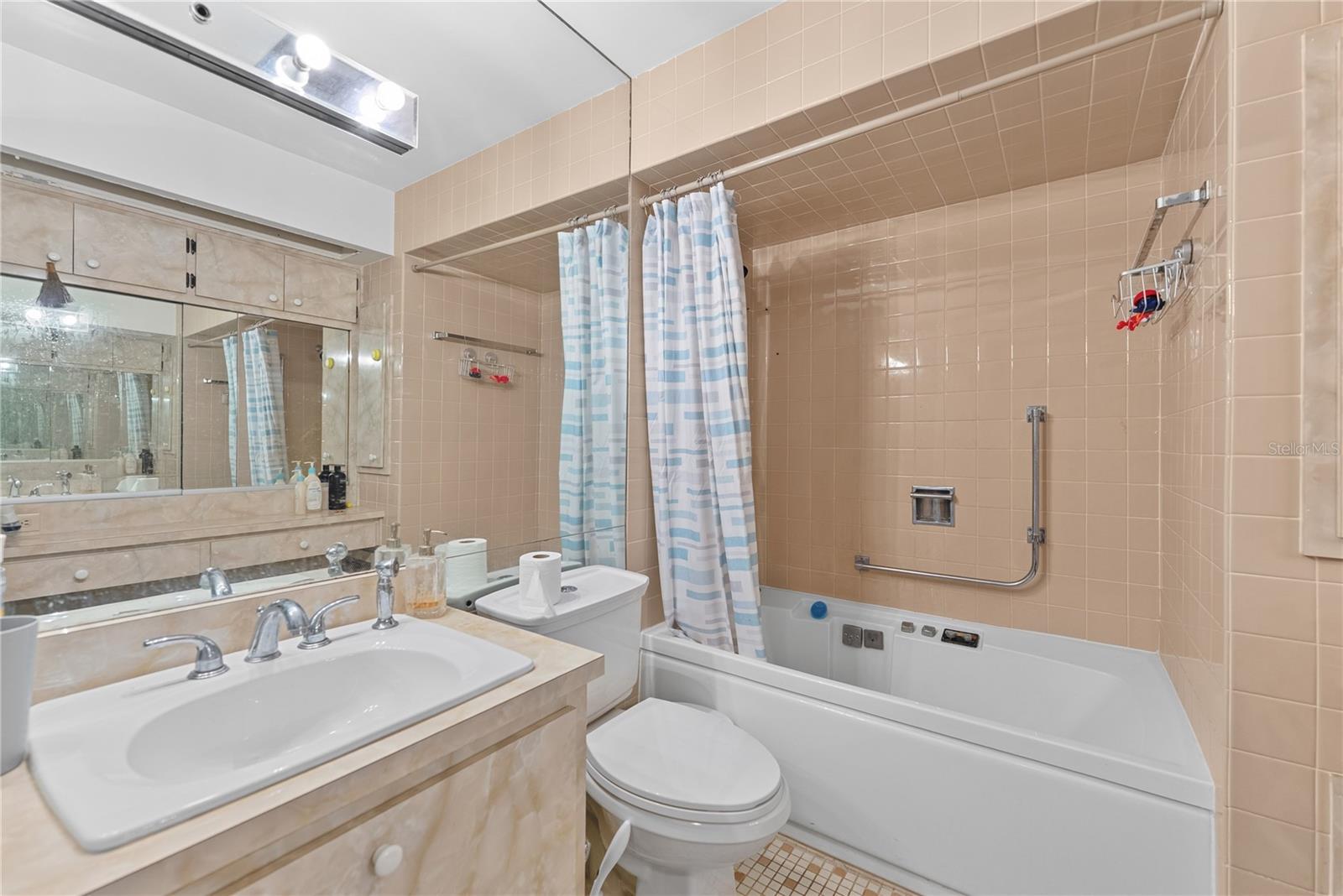 8414 N GRADY AVE — photo 8
