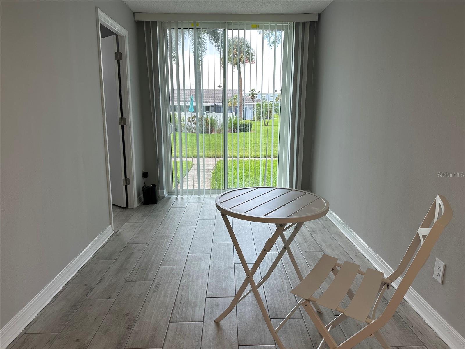 4720 LOCUST ST NE #101 — photo 20