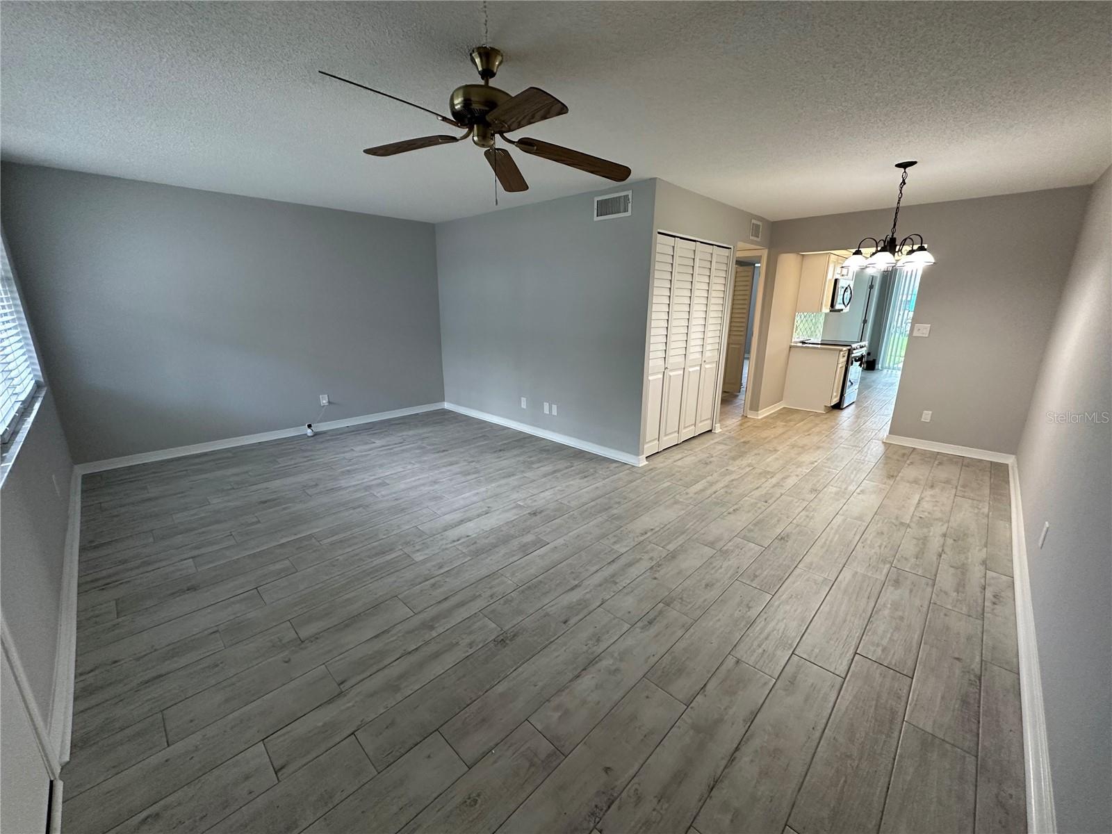 4720 LOCUST ST NE #101 — photo 21