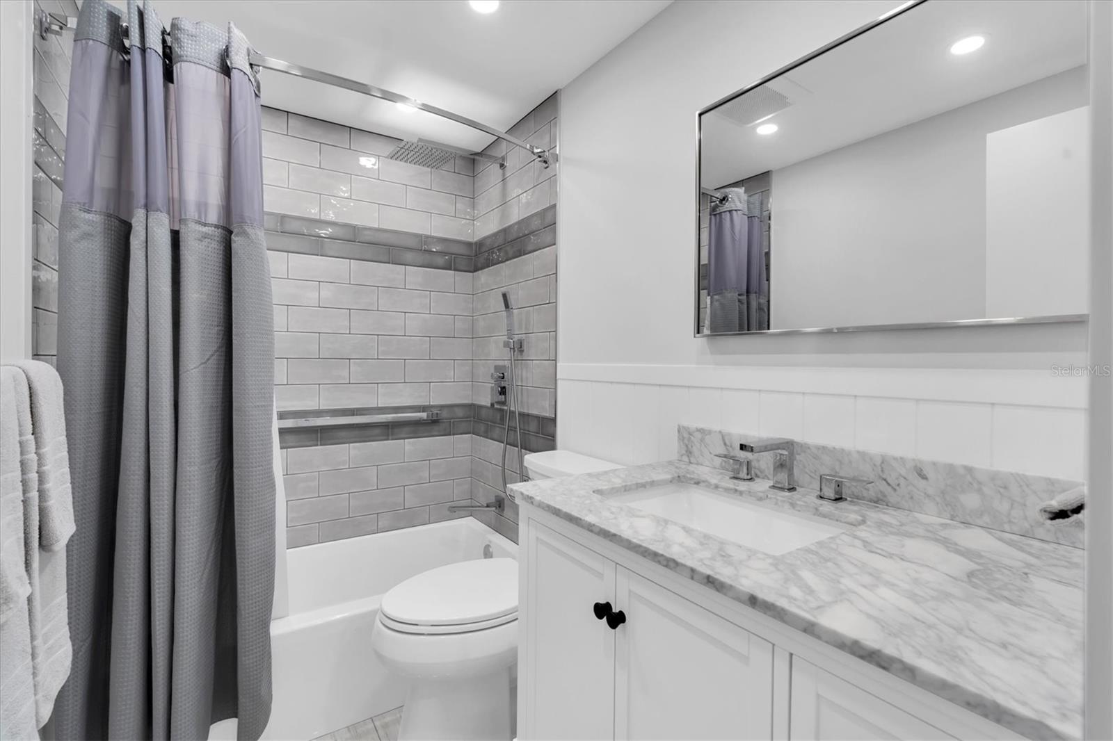 1900 59TH AVE N #212 — photo 24