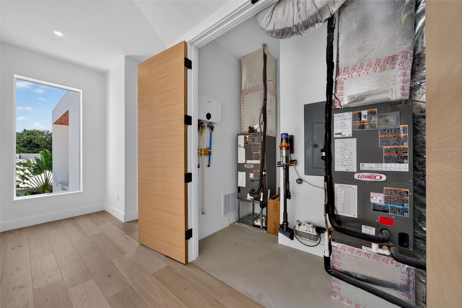 1355 ROBERTS BAY LN — photo 51