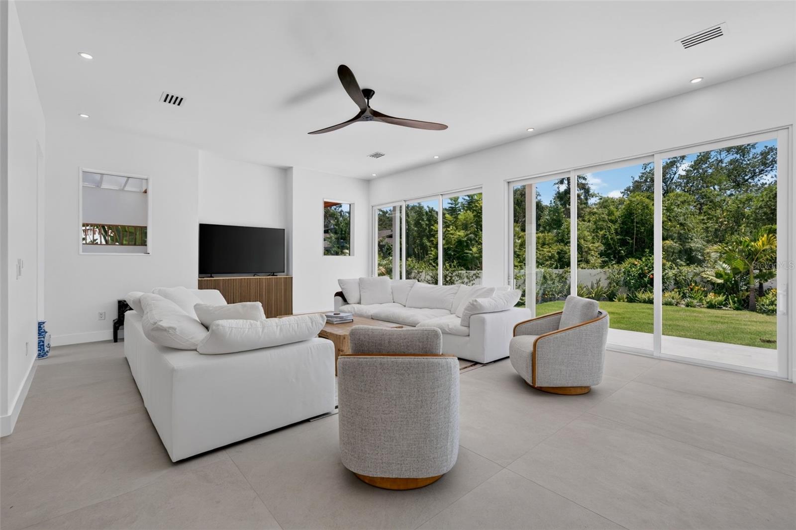 1355 ROBERTS BAY LN — photo 46