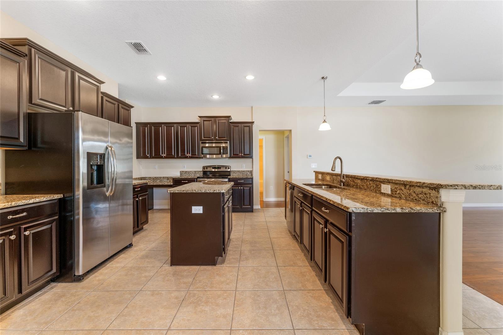 2637 YUKON CLIFF DR — photo 17