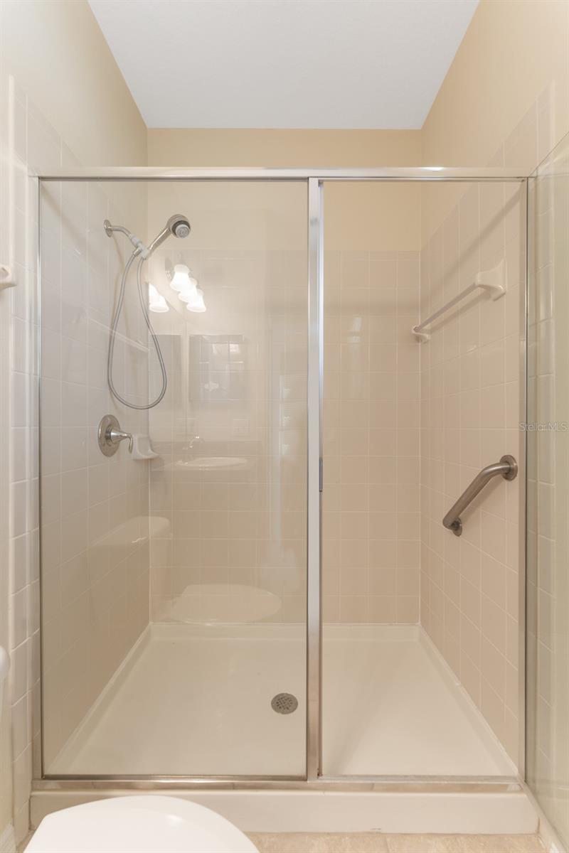 2637 YUKON CLIFF DR — photo 32