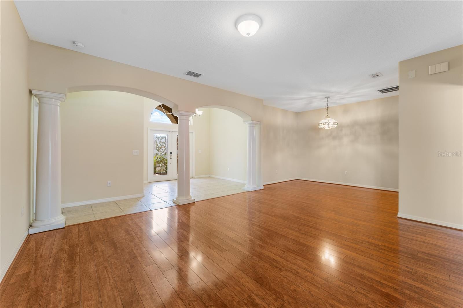 2637 YUKON CLIFF DR — photo 6