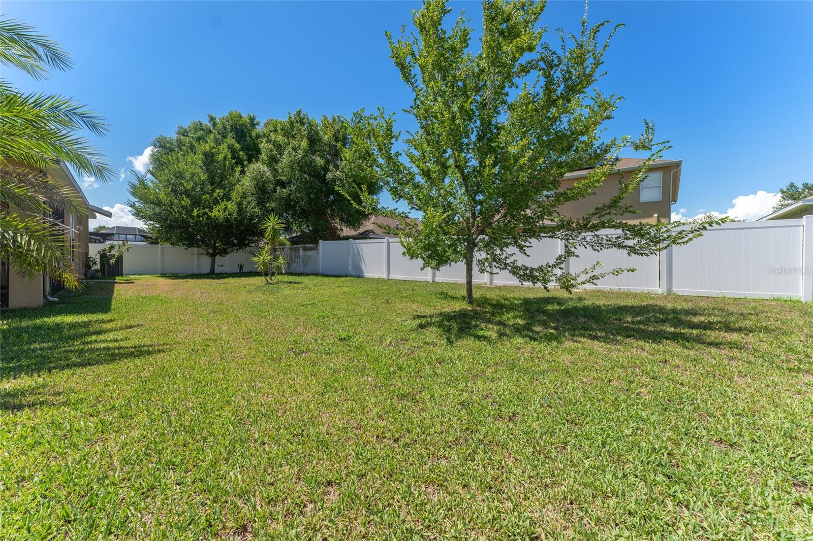 2637 YUKON CLIFF DR — photo 43