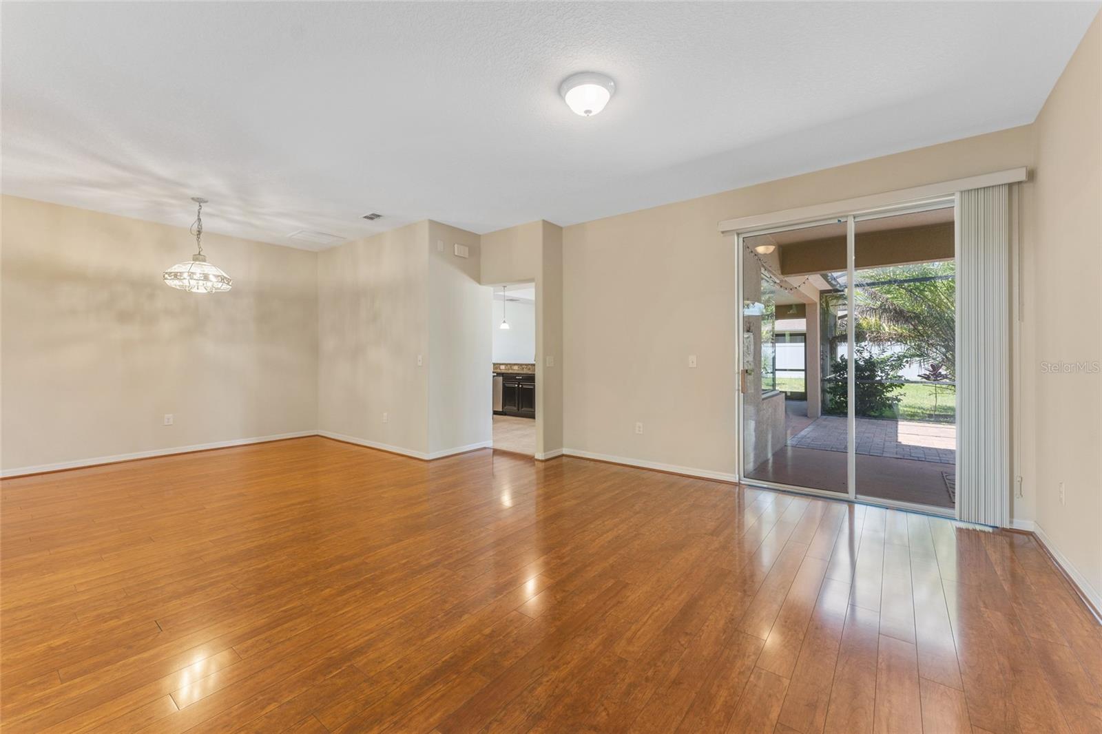 2637 YUKON CLIFF DR — photo 5