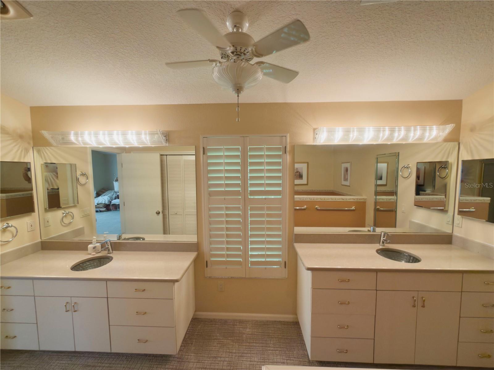 11708 ORANGE GROVE DR — photo 44