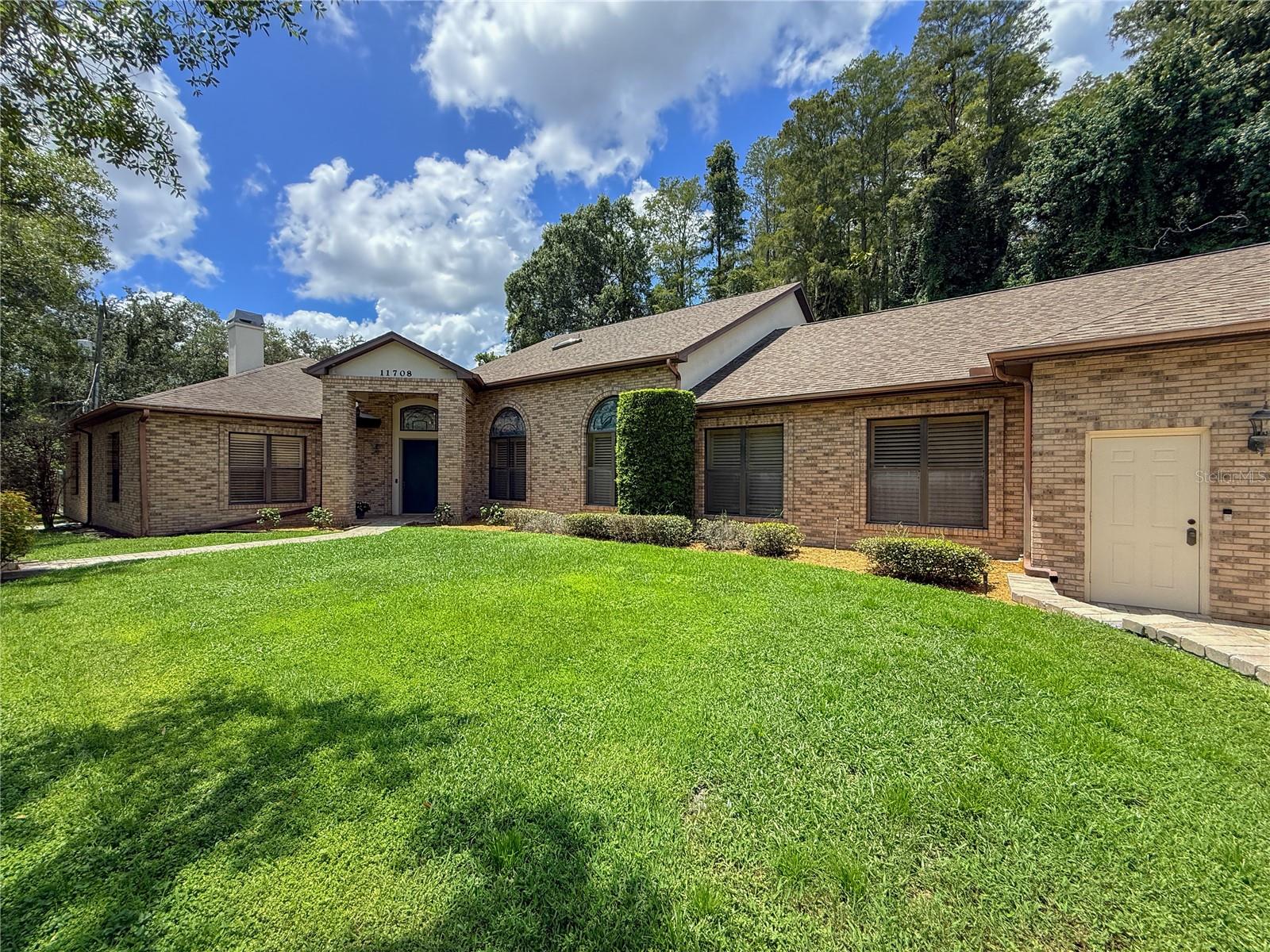 11708 ORANGE GROVE DR — photo 2